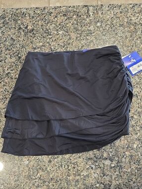 NWT JoyLab Skort